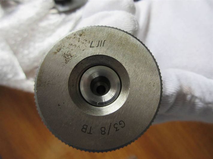 mechanical parts -thread testing